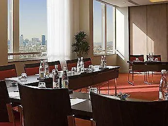 Отель Pullman Rive Gauche
