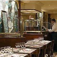 Отель Pullman Rive Gauche Париж