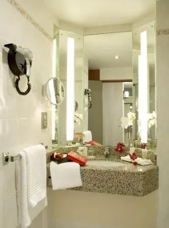 Pullman Rive Gauche Париж