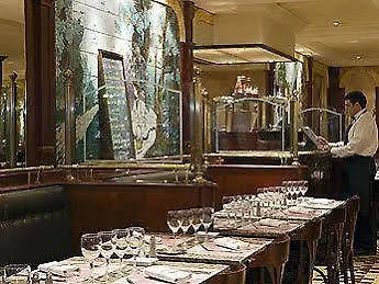 Отель Pullman Rive Gauche Париж