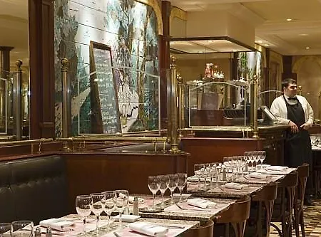 Отель Pullman Rive Gauche 4*